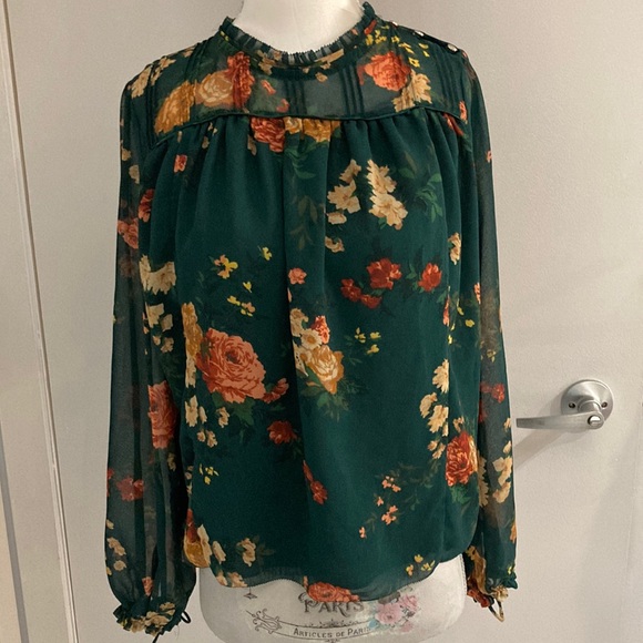 Wilfred Tops - WILFRED floral blouse Size XXS
